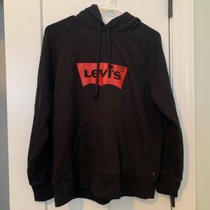 Levi’s hoodie ❤️